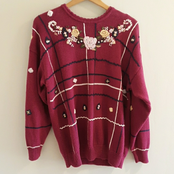 Vintage Sweaters - Vintage 80's or 90's floral sweater